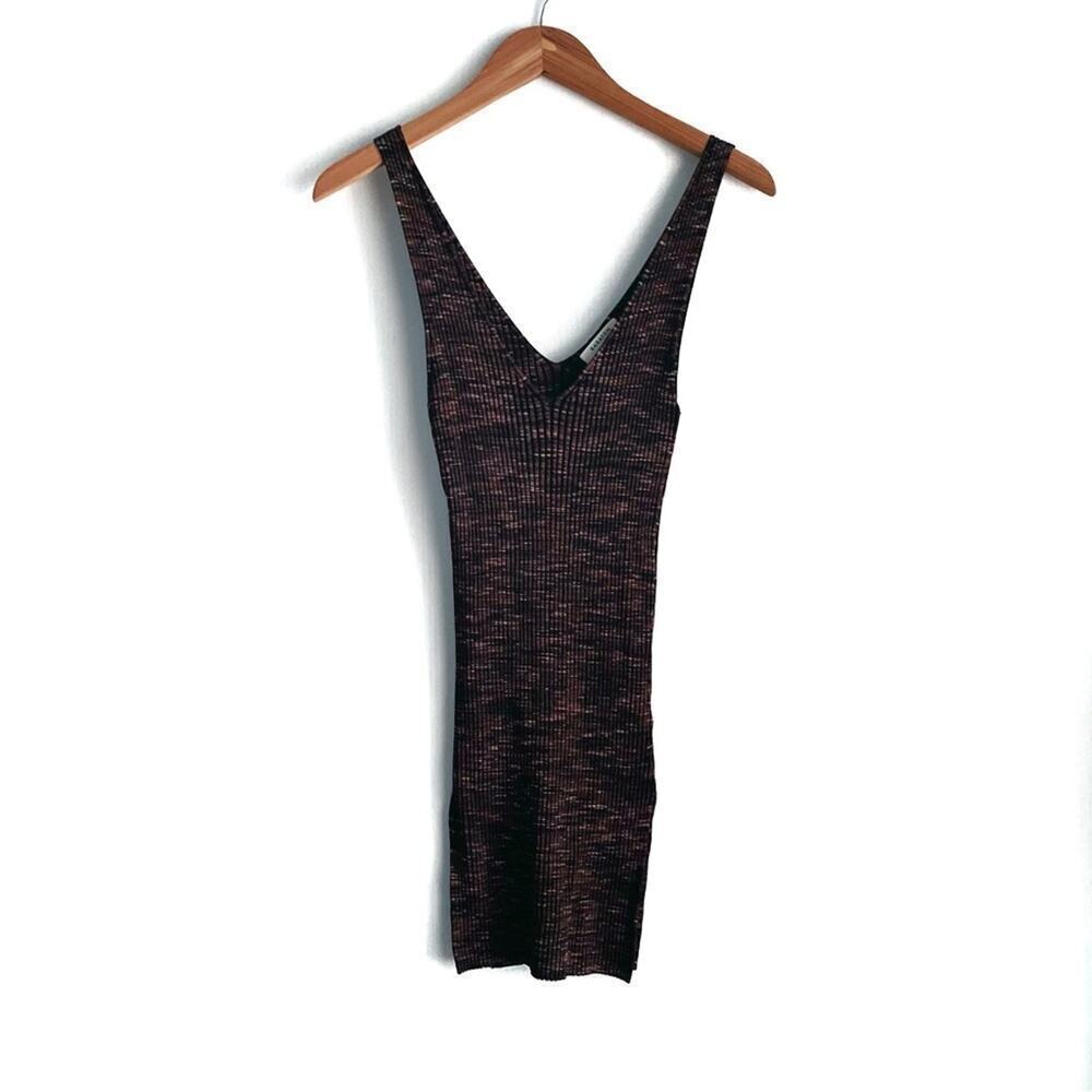 Aritzia Babaton ribbed bodycon dress tight fitting side slits on bottom size med